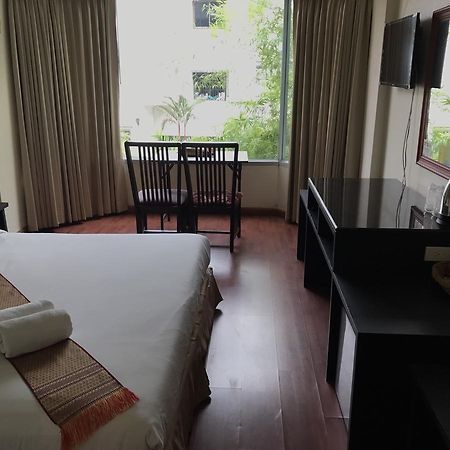 The Imperial Home Hotel Pak Kret Bagian luar foto