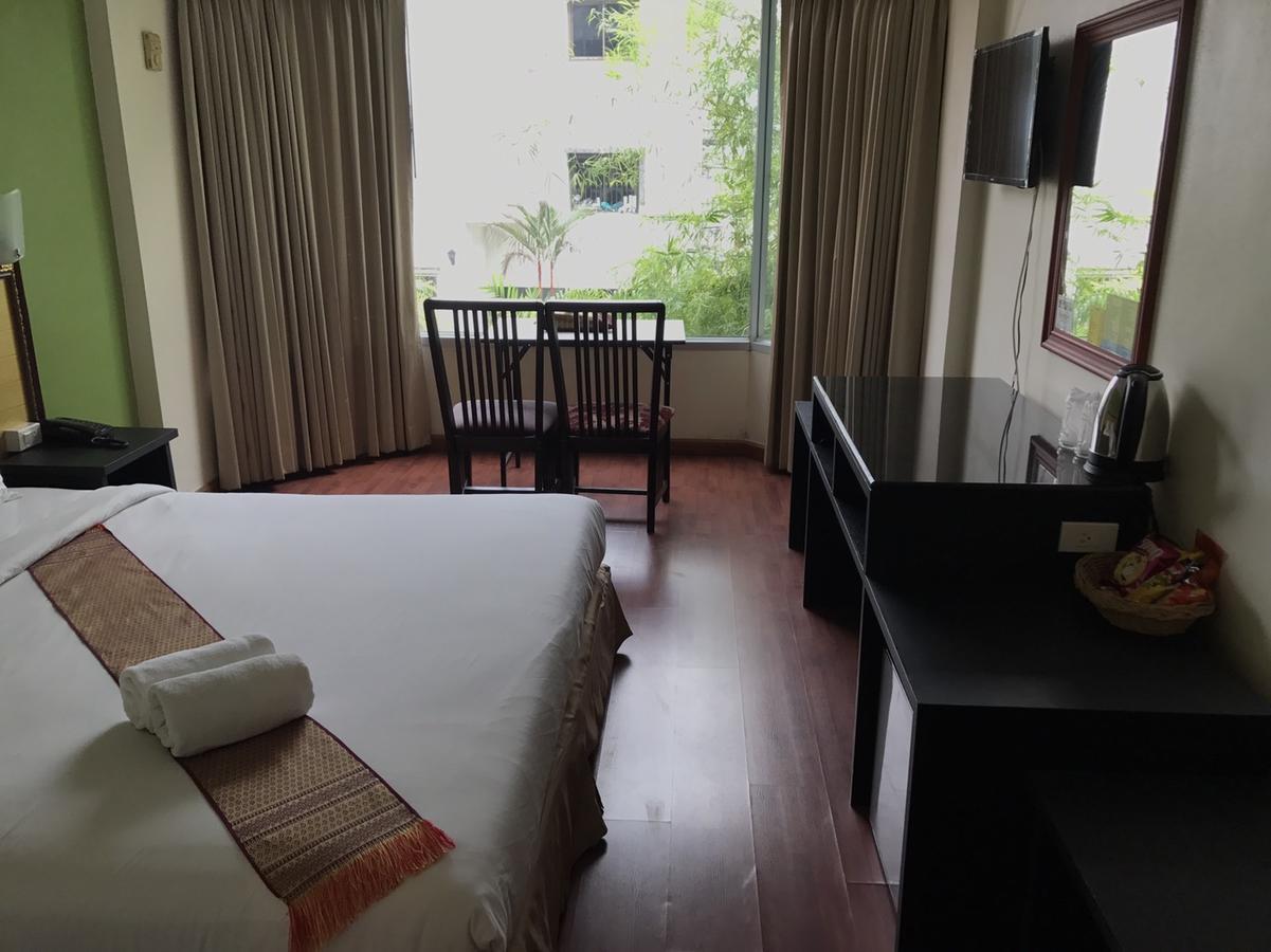 The Imperial Home Hotel Pak Kret Bagian luar foto