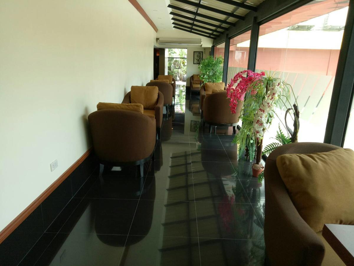 The Imperial Home Hotel Pak Kret Bagian luar foto