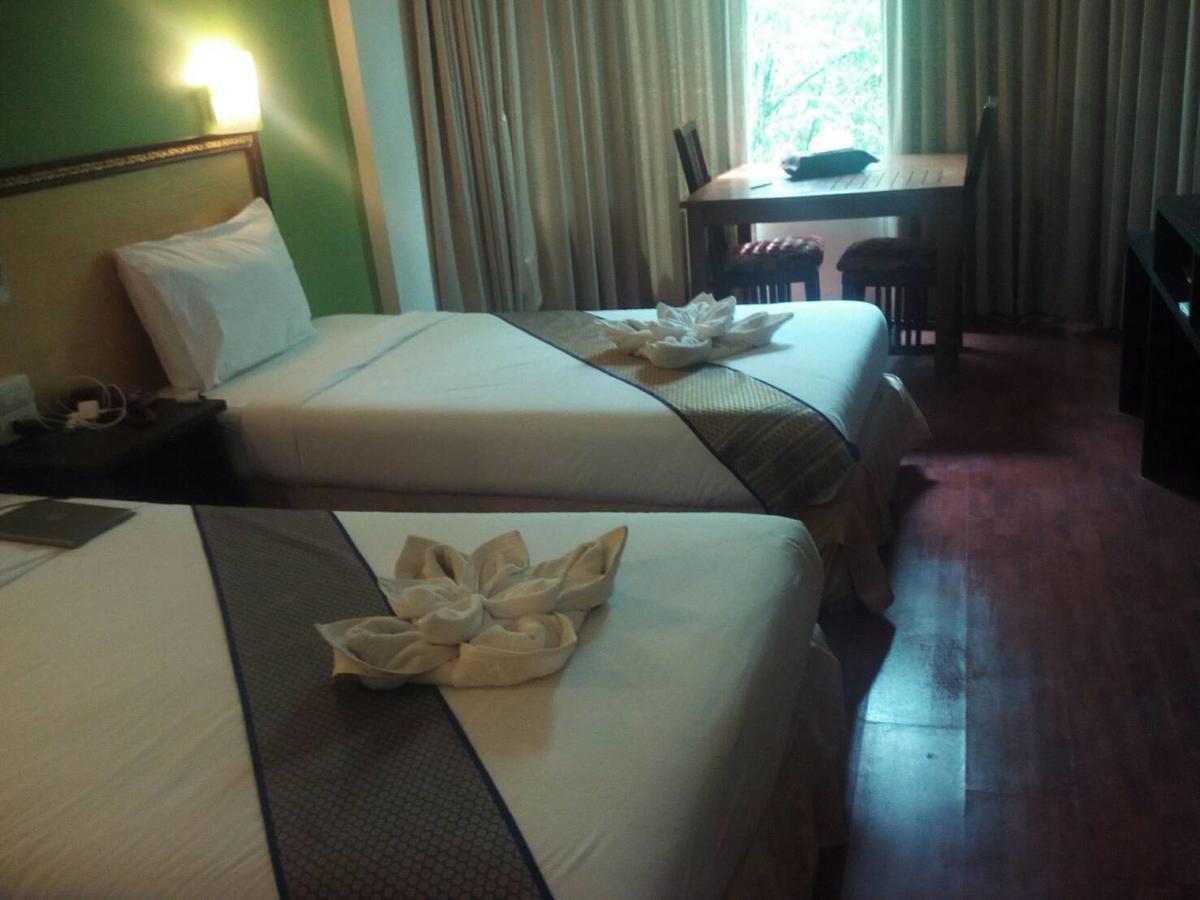 The Imperial Home Hotel Pak Kret Bagian luar foto