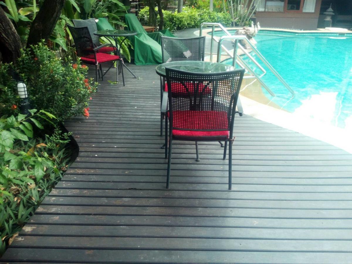 The Imperial Home Hotel Pak Kret Bagian luar foto