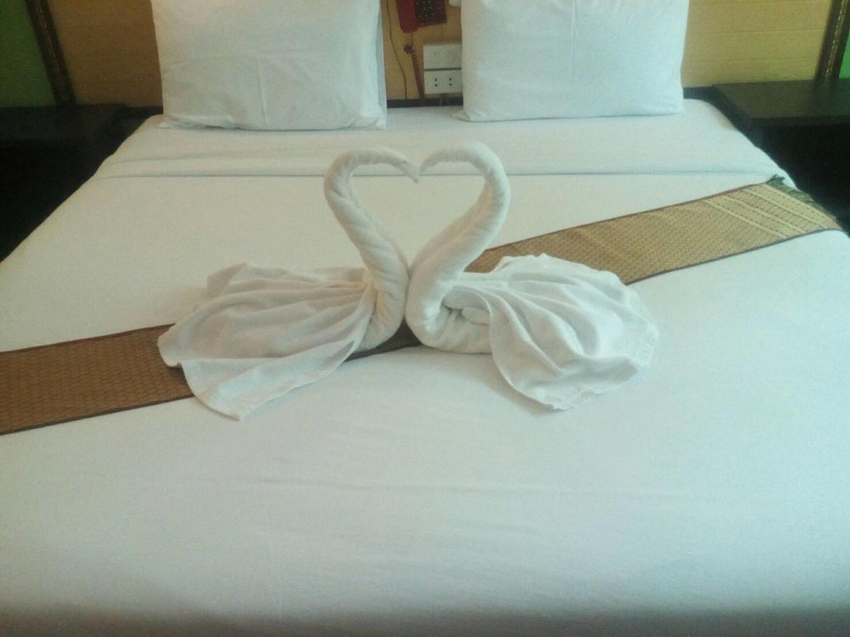 The Imperial Home Hotel Pak Kret Bagian luar foto