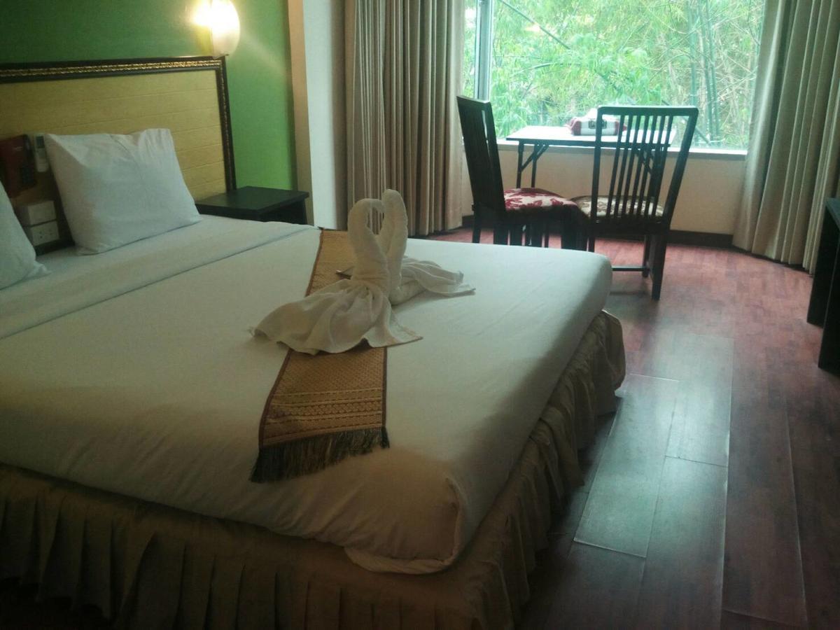 The Imperial Home Hotel Pak Kret Bagian luar foto