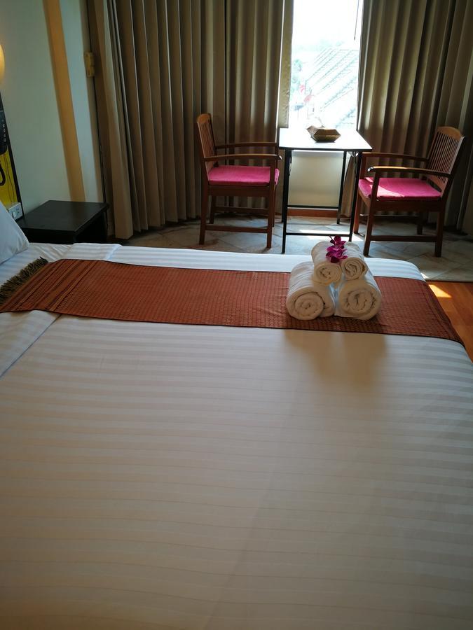 The Imperial Home Hotel Pak Kret Bagian luar foto