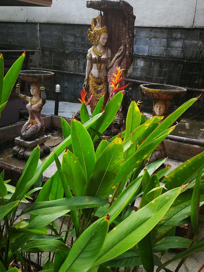 The Imperial Home Hotel Pak Kret Bagian luar foto